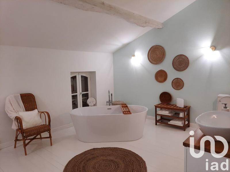 Maison - 263 m² - 8 pièces