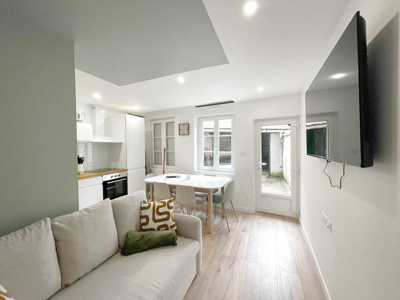 Appartement - 85 m² - 3 pièces