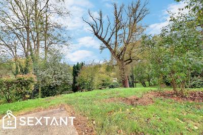 Propriété - 175 m² - 7 pièces