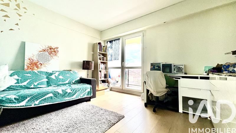 Appartement - 103 m² - 5 pièces