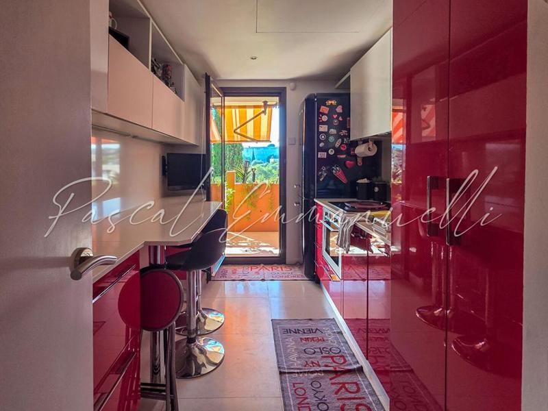 Appartement - 102 m² - 4 pièces