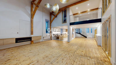 Appartement - 249 m² - 5 pièces