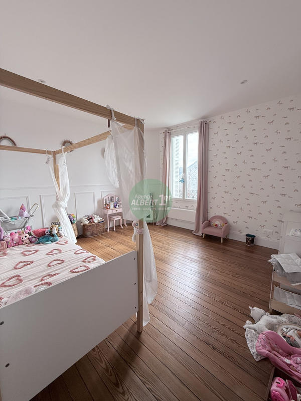 Maison ancienne - 173 m² - 7 pièces