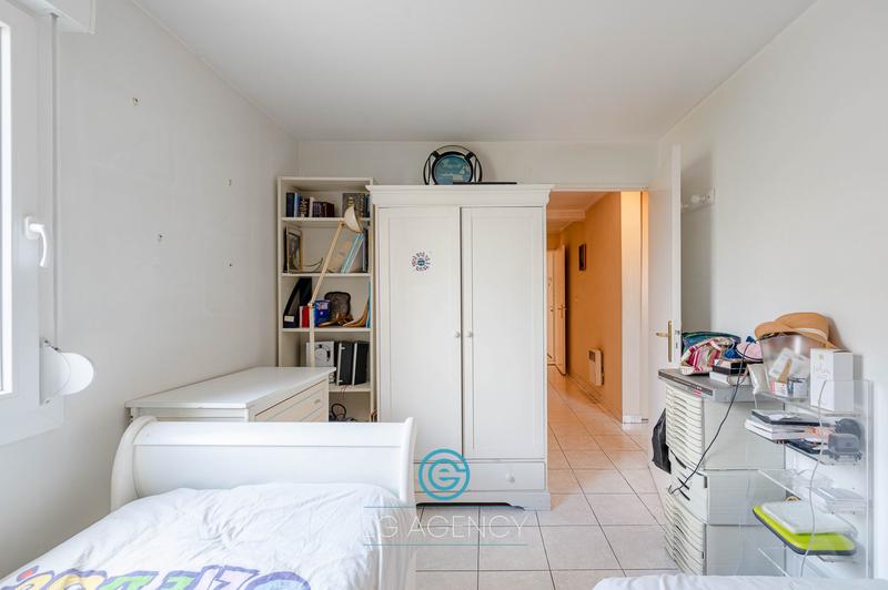 Appartement - 100 m² - 5 pièces