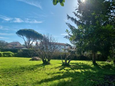 Terrain constructible - 920 m²