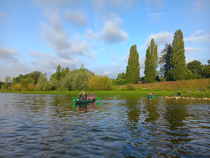 Balade crépusculaire en canoë avec un guide nature