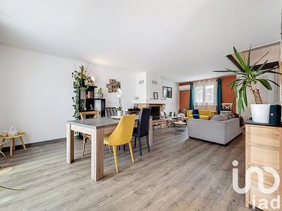 Maison - 120 m² - 5 pièces