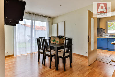 Maison - 127 m² - 6 pièces