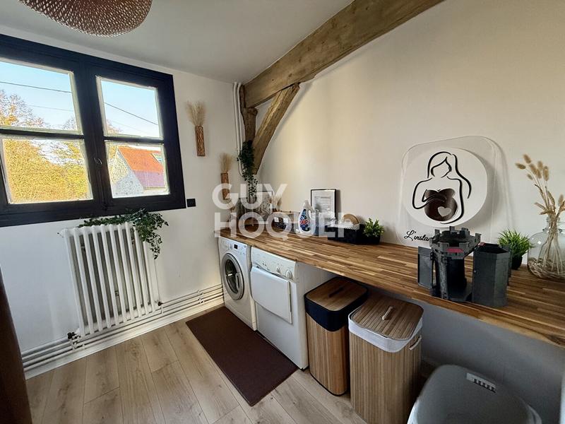 Maison - 216 m² - 10 pièces