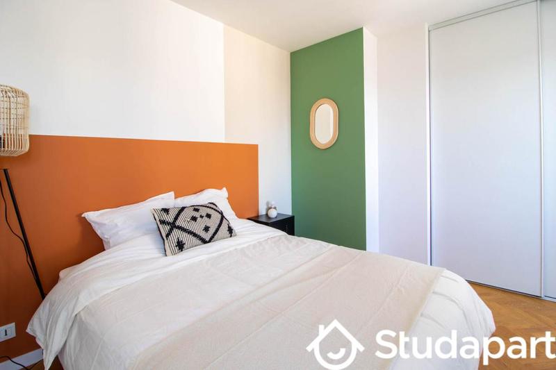 Chambre - 11 m² - 1 pièce