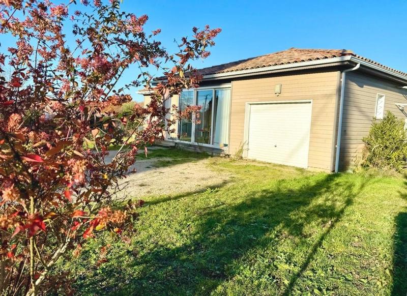 Maison - 108 m² - 4 pièces