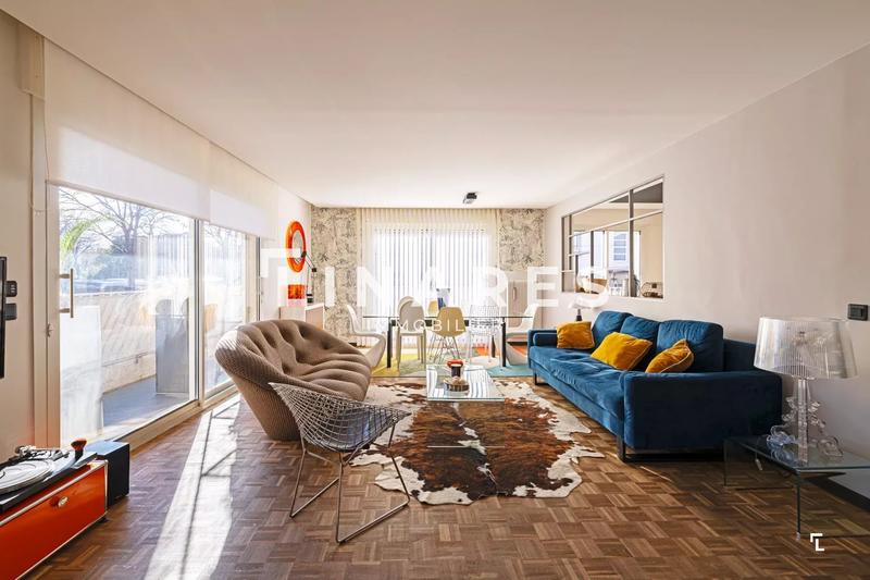 Appartement - 143 m² - 5 pièces