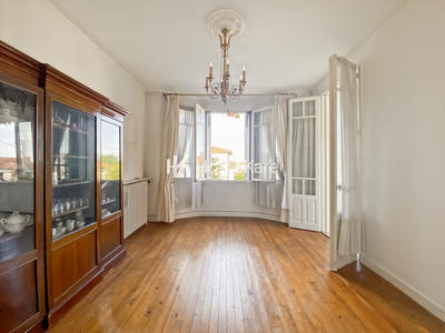 Maison - 140 m² - 5 pièces