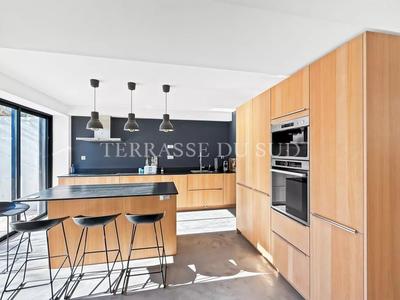 Maison - 171 m² - 6 pièces