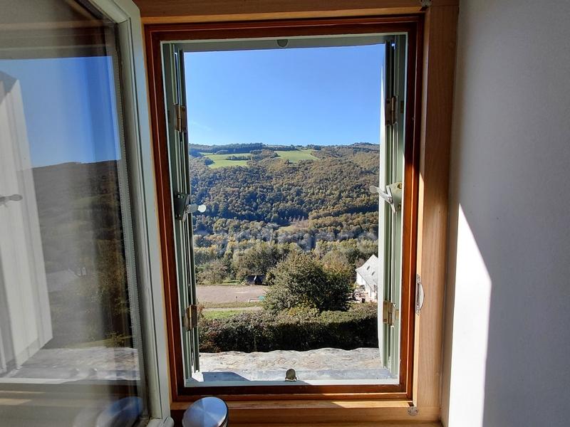 Maison - 151 m² - 6 pièces