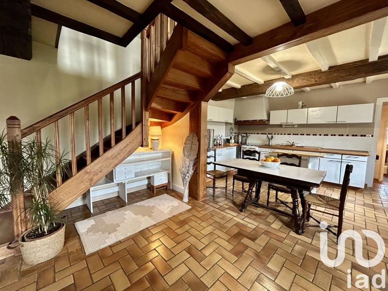 Maison - 145 m² - 7 pièces