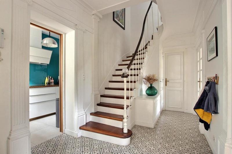 Maison bourgeoise - 253 m² - 9 pièces