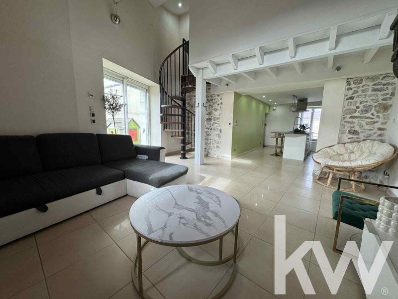 Maison - 111 m² - 5 pièces