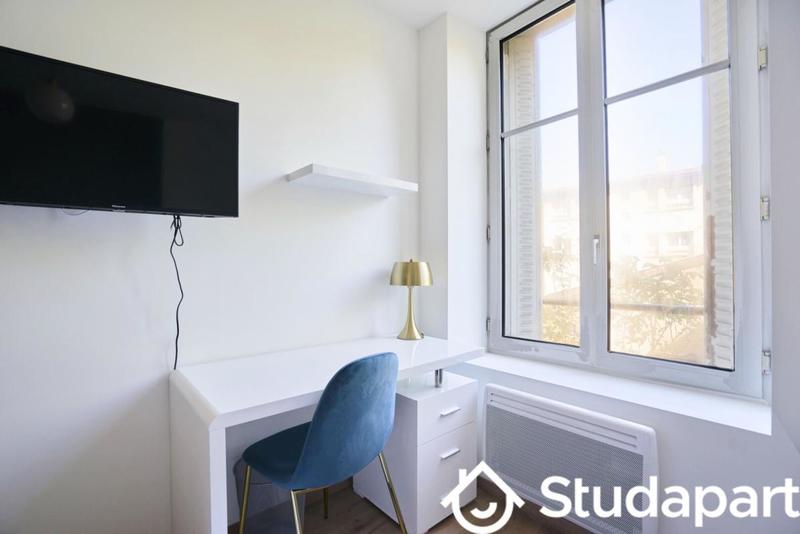 Chambre - 13 m² - 1 pièce