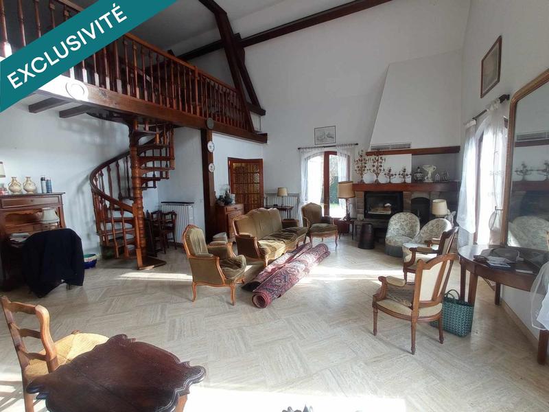 Maison - 165 m² - 5 pièces