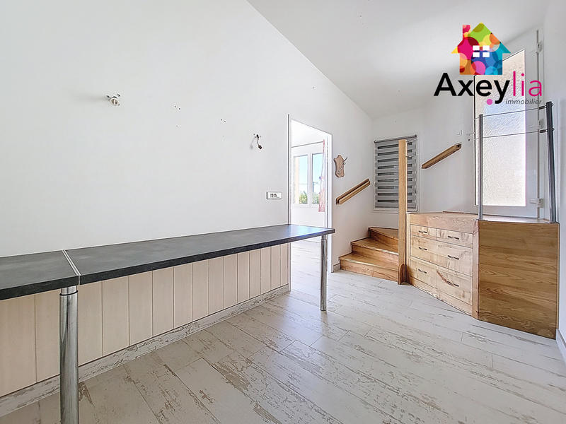 Maison - 158 m² - 6 pièces