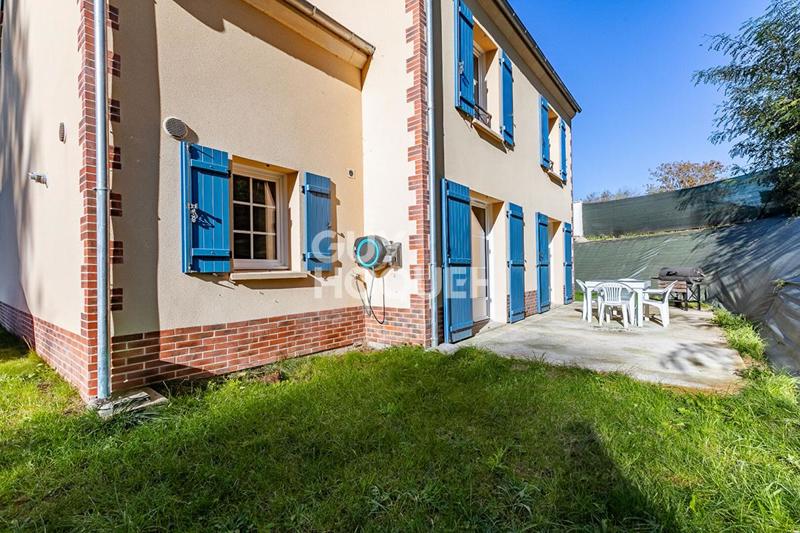 Maison - 91 m² - 5 pièces