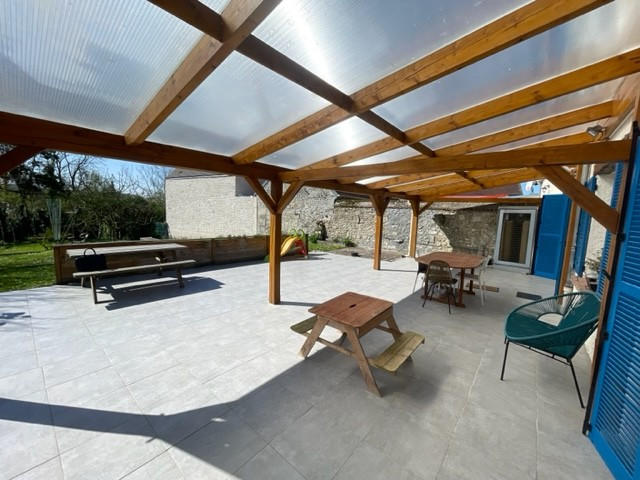 Maison - 170 m² - 7 pièces