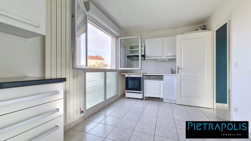 Appartement - 105 m² - 4 pièces