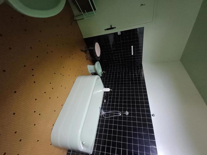 Maison - 211 m² - 8 pièces