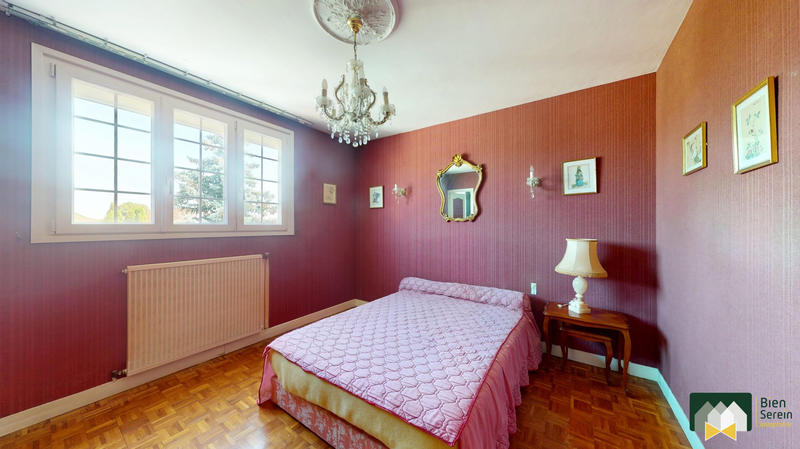 Maison - 129 m² - 8 pièces