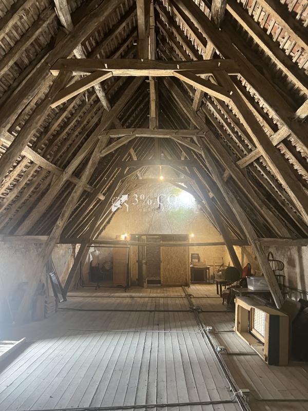 Maison de village - 250 m² - 2 pièces