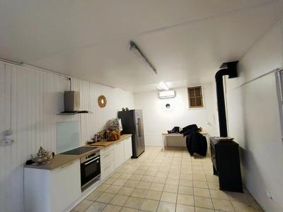 Maison - 204 m² - 6 pièces