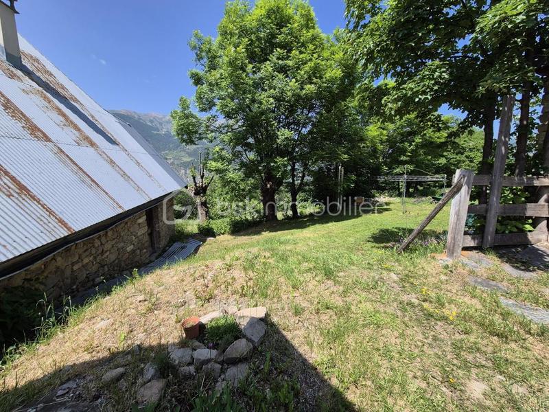 Corps de ferme - 180 m² - 6 pièces