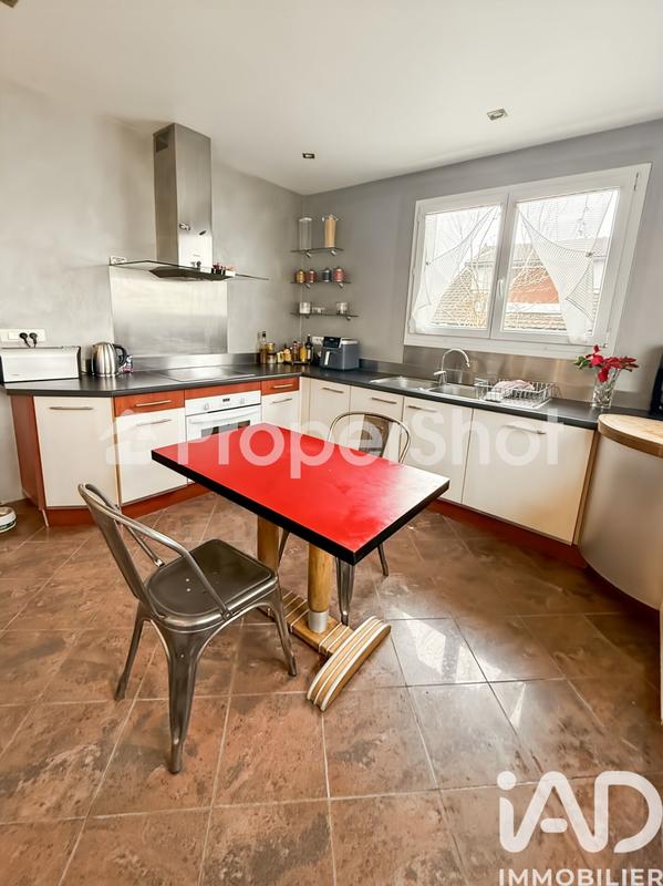 Maison - 161 m² - 8 pièces