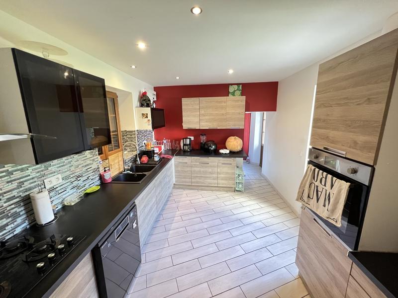 Villa - 220 m² - 6 pièces