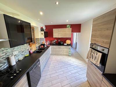 Villa - 220 m² - 6 pièces