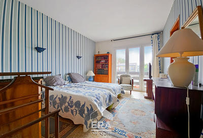 Appartement - 137 m² - 6 pièces