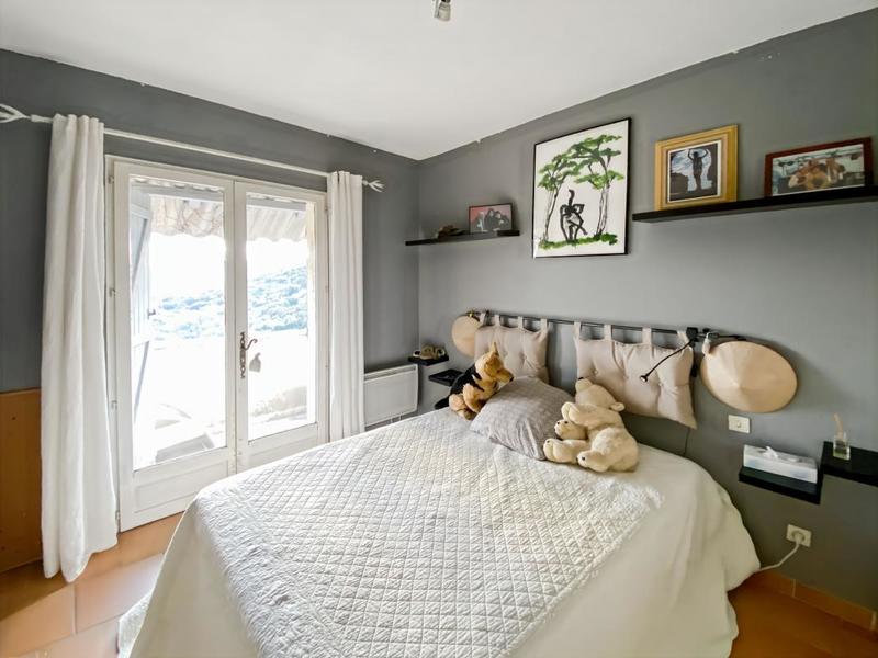 Villa - 140 m² - 5 pièces