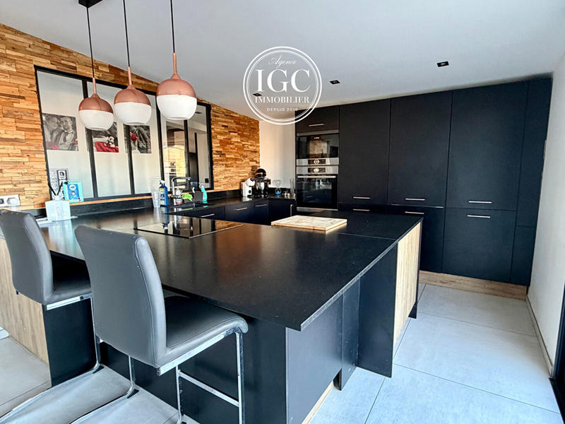 Appartement - 123 m² - 4 pièces