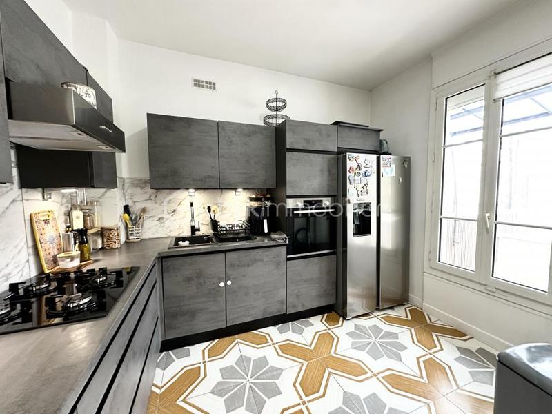 Pavillon - 100 m² - 6 pièces