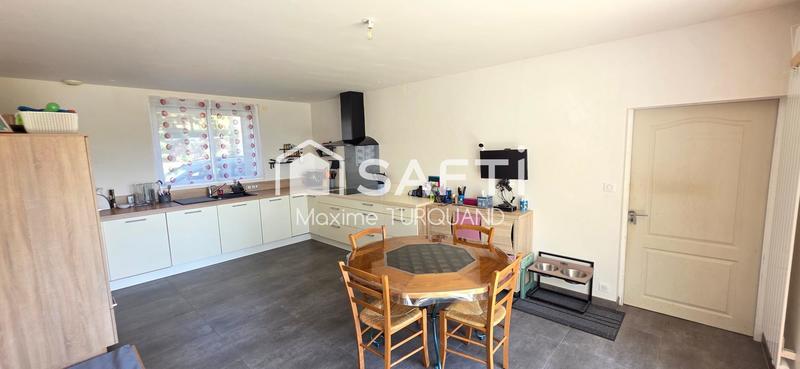 Maison - 208 m² - 8 pièces