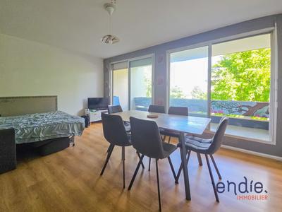 Studio - 33 m² - 1 pièce