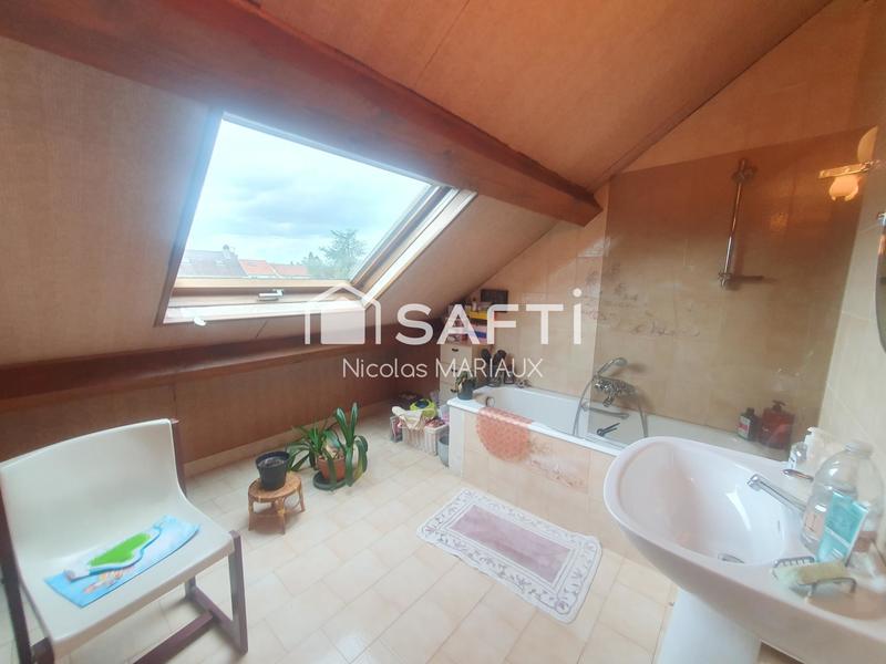 Maison - 227 m² - 9 pièces