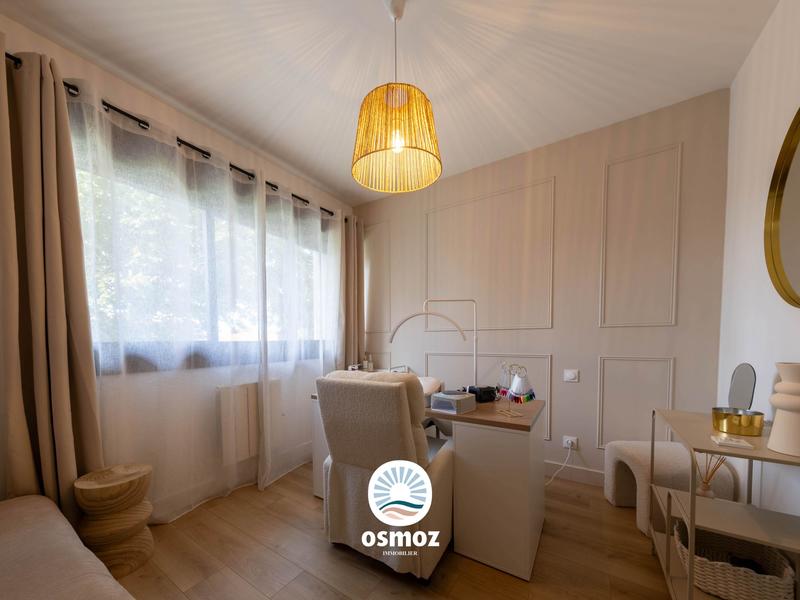 Maison contemporaine - 175 m² - 6 pièces