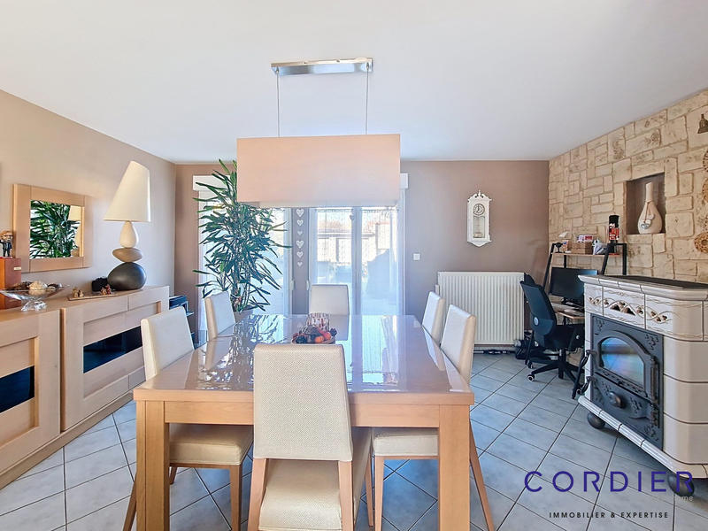 Maison - 114 m² - 5 pièces