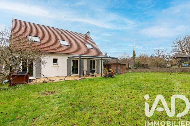 Maison - 143 m² - 6 pièces