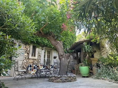 Maison - 300 m² - 10 pièces