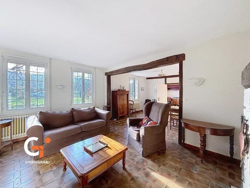 Maison - 180 m² - 6 pièces