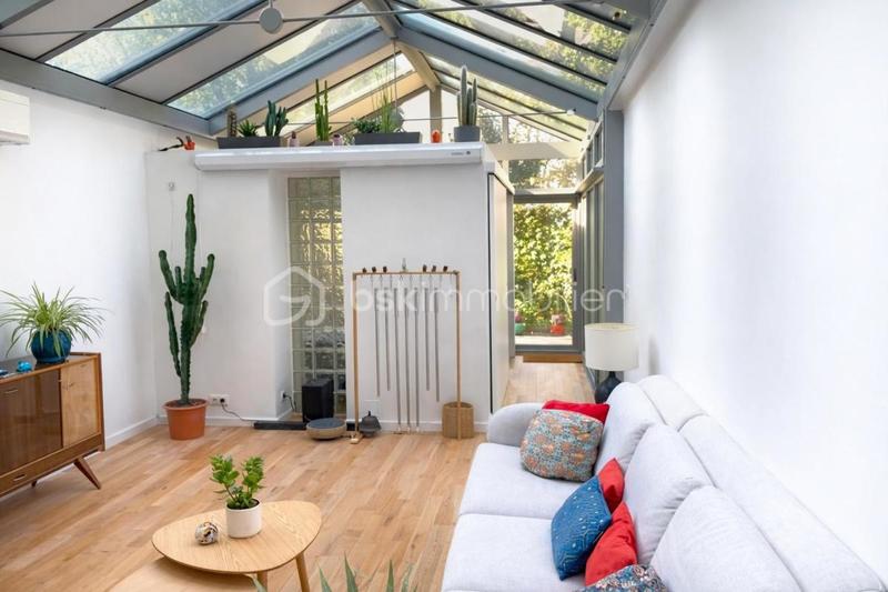 Appartement - 85 m² - 4 pièces