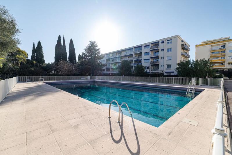 Appartement - 113 m² - 5 pièces